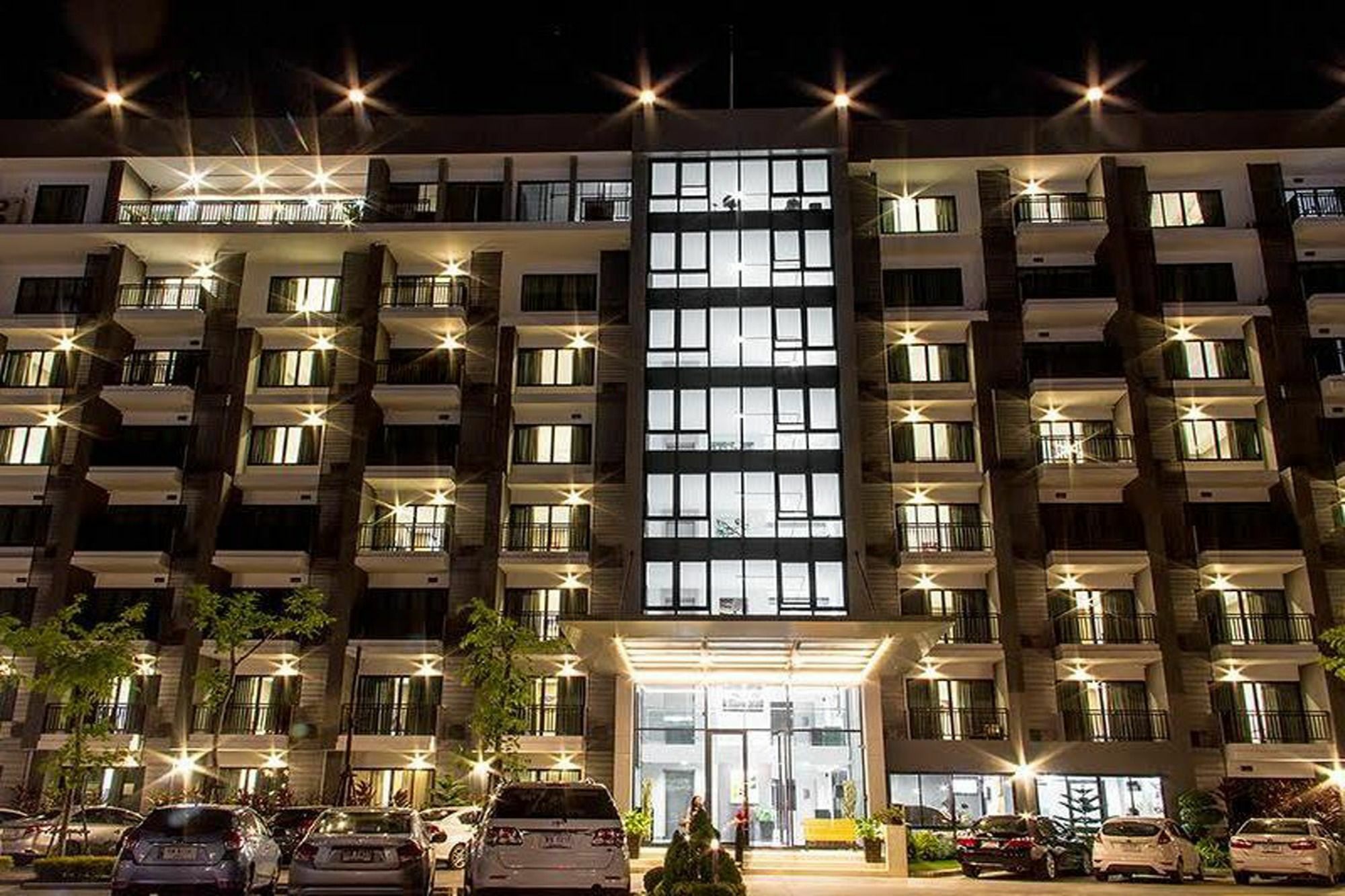 We Grand Ever 9 Nakhon Ratchasima Extérieur photo